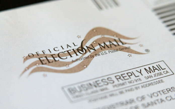 Sunnyvale,,California,/,Usa,-,October,11,,2020:,Return,Envelope Official election mail envelope with postal service markings