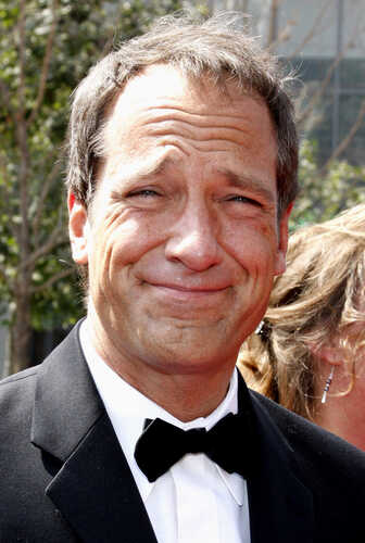 Mike,Rowe,At,The,2008,Creative,Arts,Emmy,Awards,Held Mike Rowe
